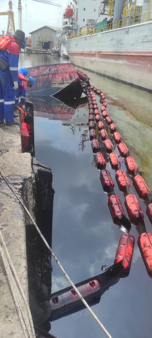 Laut Belawan Tercemar Minyak, Otoritas Pelabuhan Belawan Harus Bertanggungjawab