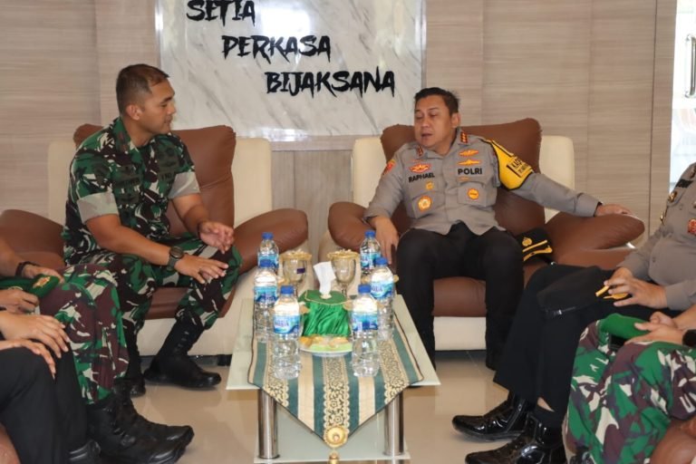 Kapolresta Deli Serdang Jalin Sinergi dengan Yonif 121/MK untuk Ciptakan Kamtibmas yang Kondusif