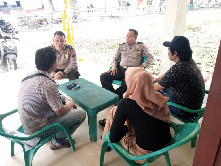Sat Binmas Memastikan Pemilu Damai dengan Sistem Pendinginan di Kota Stabat