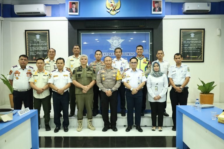 Penertiban Pool Bus Tak Berizin di Medan Dimulai