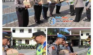 Kapolres Tanah Karo Berikan Paket Lebaran 2024 Kepada Personil, Asn dan PHL