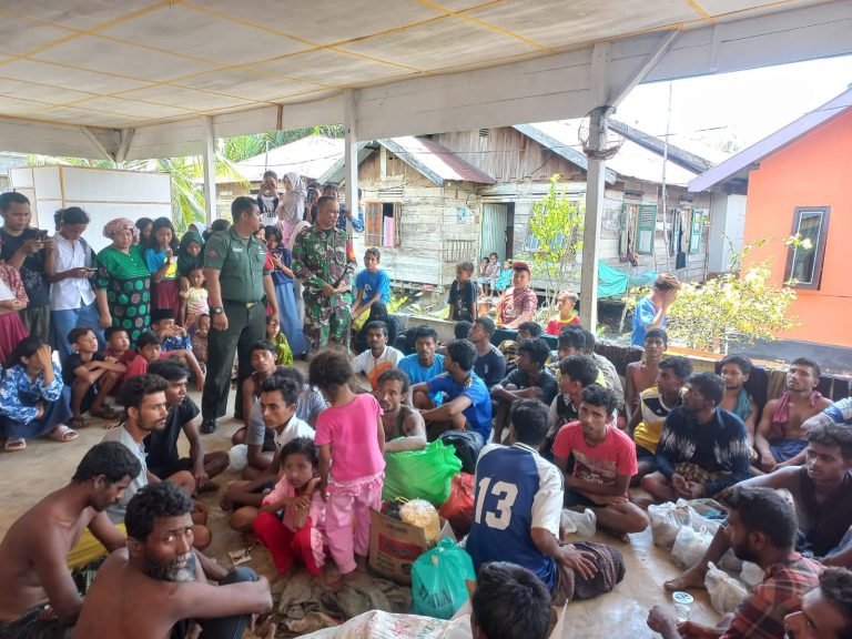 Pengungsi Rohingya Tiba di Desa Kwala Langkat, Langkat, Sumatera Utara