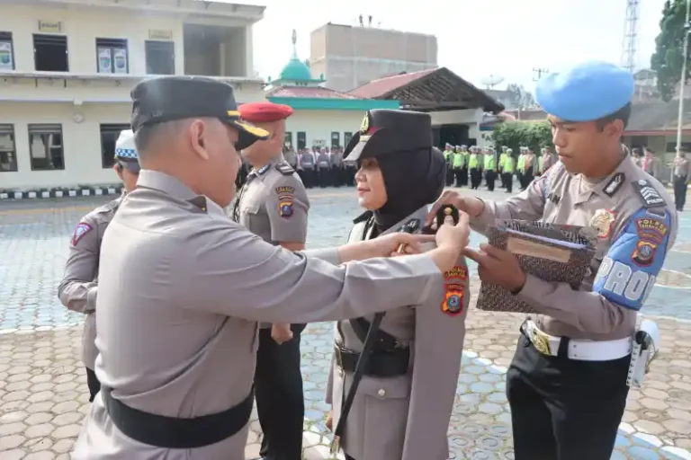 Kapolres Tanah Karo Pimpin Sertijab Kasat Reskrim dan Kasat Lantas
