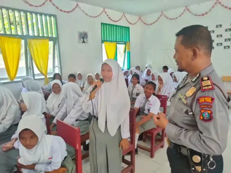 Sosialisasi RAN PIJAR di SMAN 1 Paya Mabar oleh Kasat Binmas Polres Tebing Tinggi