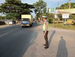 Satlantas Polres Batu Bara Gelar Pengaturan Lalu Lintas Demi Lancarnya IPS TOBA 2024