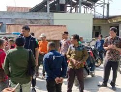 Kapolsek Medang Deras Dampingi Pj. Bupati Batu Bara Tinjau Kondisi Parit dan Jalan Rusak di Kelurahan Pagurawan