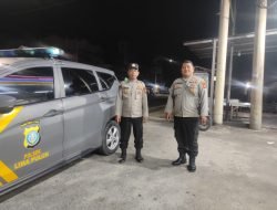 Personel Polsek Lima Puluh Gelar Patroli Malam, Pastikan Kamtibmas Tetap Kondusif