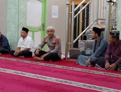 Kapolsek Medang Deras Laksanakan Cooling System dan Shalat Subuh Berjamaah di Desa Medang Baru