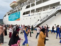 KM Kelud Jadi Destinasi Wisata Selama PON XXI di Aceh, Ribuan Warga Padati Pelabuhan Malahayati