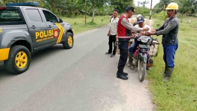Polres Batu Bara Gelar Giat “Jumat Curhat” dan “Jumat Berkah” di Wilayah Lima Puluh