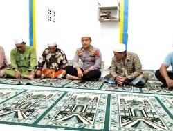 Kapolsek Medang Deras Laksanakan Cooling System dan Shalat Subuh Berjamaah Bersama Warga