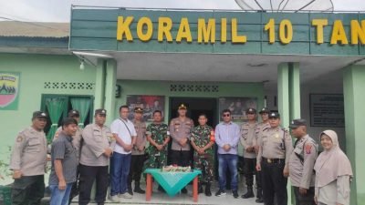 Kapolsek Tanah Jawa Ucapkan Selamat HUT TNI ke-79 di Koramil 10/Tanah Jawa