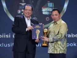 Kapolri Raih Penghargaan Tokoh Inklusif-Peduli Kelompok Rentan dalam detikcom Awards 2024