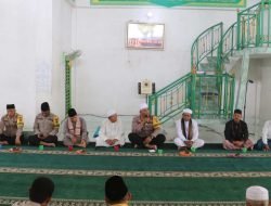 Polres Langkat Gelar Program Jumat Curhat di Masjid Riyaadusshoiihin untuk Dengar Keluhan Warga