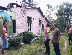 Angin Kencang dan Hujan Deras Rusak Tiga Rumah Warga di Batu Bara