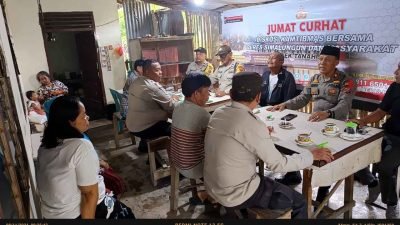 Polsek Tanah Jawa Gelar “Jumat Curhat” di Warung Kopi, Dengar Aspirasi Warga Demi Tingkatkan Keamanan