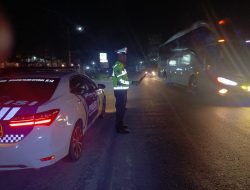 Polres Batu Bara Gelar Patroli Blue Light di Lokasi Rawan Macet dan Kecelakaan