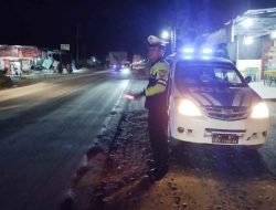 Patroli Blue Light Polres Batu Bara Amankan Jalur Rawan Kemacetan dan Kecelakaan