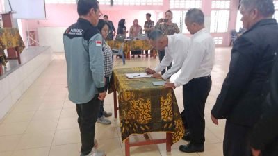 Polsek Perdagangan Tegaskan Netralitas dalam Pemilu, Kanit Binmas Hadiri Pelantikan Pengawas TPS Kecamatan Bandar