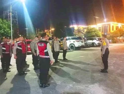 Personel Polres Batu Bara Laksanakan Patroli Pengecekan Kotak Suara di Kantor Camat