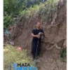 Tanah Longsor Mengancam Jalan Utama di Dusun 2 A, Desa Kelambir V Kampung, Deli Serdang