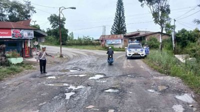 Polres Pematangsiantar Survei Jalan Rusak untuk Persiapan Nataru 2024