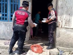 Polres Batu Bara Laksanakan Giat Jumat Barokah, Bagikan Makanan ke Warga Kurang Mampu