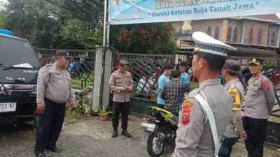 Polsek Tanah Jawa Amankan Perayaan Hari Raya Kristus Raja Semesta Alam