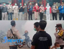 Cegah DBD, Polsek Siantar Barat Dampingi Dinkes Lakukan Fogging di Kelurahan Teladan