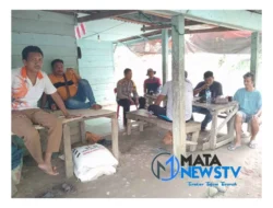 Bhabinkamtibmas Polsek Salapian Himbau Masyarakat Jaga Keamanan Pasca Pilkada 2024