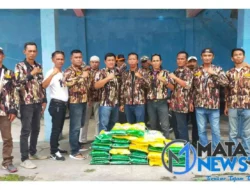 Rayon GM FKPPI 0201-12 Medan Helvetia Gelar Bakti Sosial Natal dan Tahun Baru