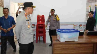 Kapolres Siantar Pastikan Pengamanan Logistik Hasil Perhitungan Surat Suara Pilkada 2024 Hingga ke KPU Sumut