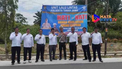 Tingkatkan Keselamatan Berlalu Lintas, Pasang Baliho di Daerah Rawan Kecelakaan