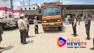 Polres Labuhanbatu Sosialisasikan Pembatasan Operasional Truk Sumbu Tiga ke Atas