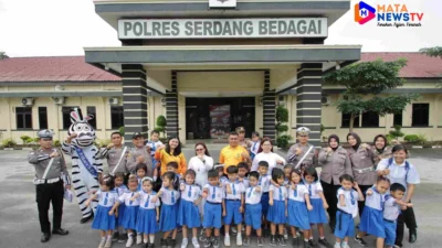 Polisi Sahabat Anak: Siswa Santo Yoseph Sei Rampah Kunjungi Polres Serdang Bedagai