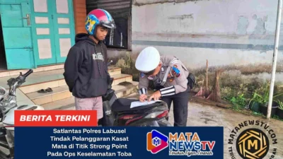 Satlantas Polres Labusel Tindak Pelanggaran Kasat Mata di Titik Strong Point Ops Keselamatan Toba 2025