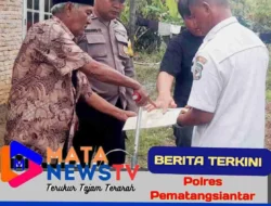 Bhabinkamtibmas Hadiri Pengecekan Batas Tanah Warga di Simarimbun