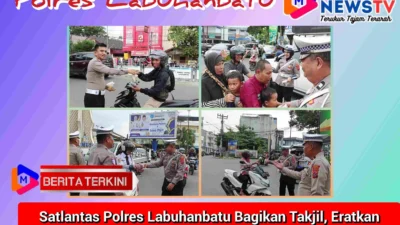 Satlantas Polres Labuhanbatu Bagikan Takjil, Eratkan Silaturahmi dengan Masyarakat di Bulan Ramadan
