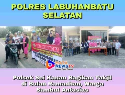 Polsek Sei Kanan Bagikan Takjil di Bulan Ramadhan, Warga Sambut Antusias