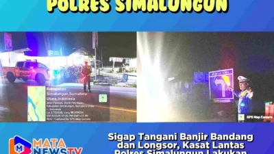 Sigap Tangani Banjir Bandang dan Longsor, Kasat Lantas Polres Simalungun Lakukan Pengalihan Arus Lalulintas