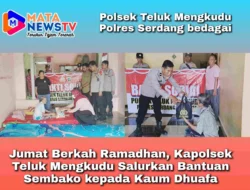 Jumat Berkah Ramadhan, Kapolsek Teluk Mengkudu Salurkan Bantuan Sembako kepada Kaum Dhuafa