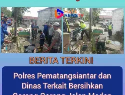 Bersihkan Gorong-Gorong Jalan Medan, Angkat 9 Ban Bekas Penghambat Air