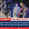 Sat Samapta Polres Batu Bara Bantu Pengendara Motor Bocor Ban di Jalinsum Simpang Gambus