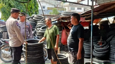 Sat Binmas Polres Pematangsiantar Patroli Sambang Kamtibmas di Jalan Patuan Anggi