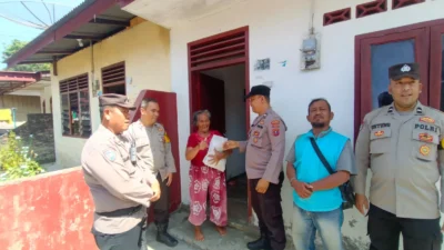 Polsek Siantar Selatan Berikan Bansos di Kelurahan Aek Nauli