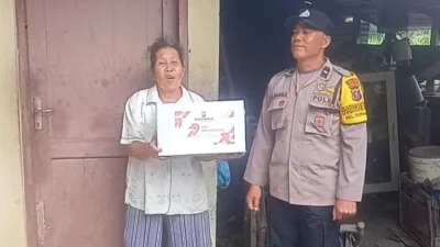 Sambut Hari Bhayangkara ke-79, Polsek Siantar Marihat Salurkan Bantuan Sosial untuk Warga