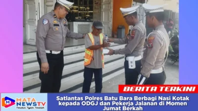 Satlantas Polres Batu Bara Berbagi Nasi Kotak kepada ODGJ dan Pekerja Jalanan di Momen Jumat Berkah