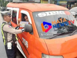 Sat Lantas Polres Pematangsiantar Edukasi Larangan Parkir Berlapis di Simpang Jalan Sutoyo