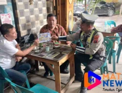 Satlantas Polres Pematangsiantar Gelar Penling-Penluh, Bagikan Brosur Tertib Berlalu Lintas