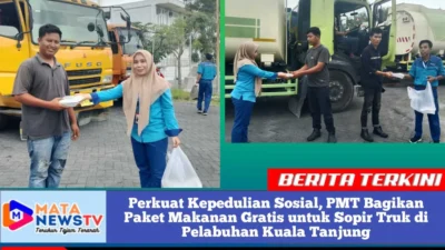 Perkuat Kepedulian Sosial, PMT Bagikan Paket Makanan Gratis untuk Sopir Truk di Pelabuhan Kuala Tanjung